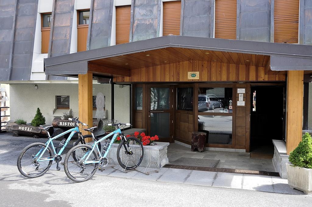 Hotel Sud Ovest Colle Colle Sestriere Zewnętrze zdjęcie